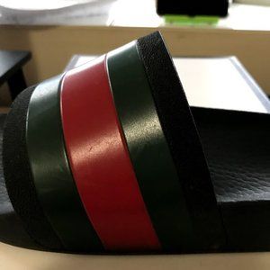 Gucci Pursuit 72 Slides Size 10